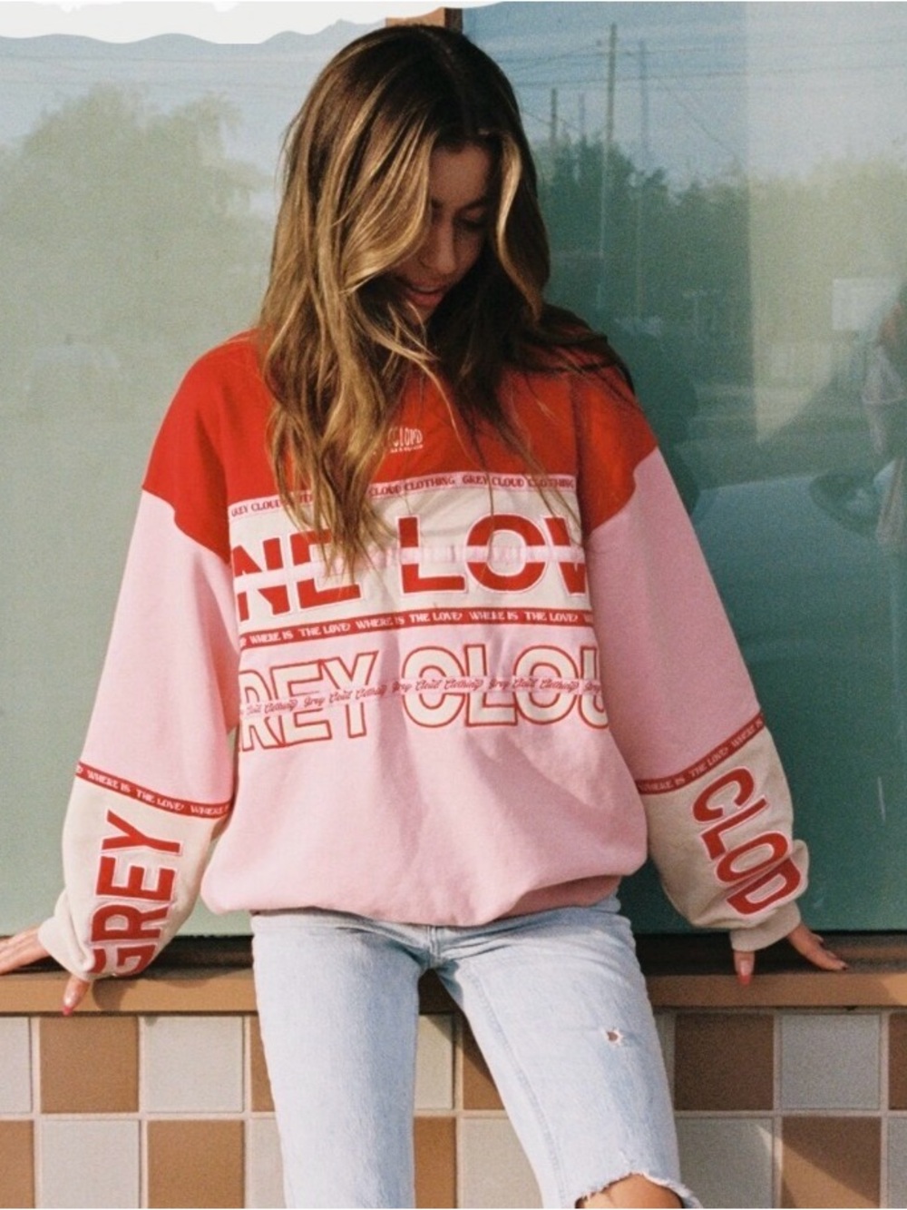 Grey cloud Women's Red and Pink Sweater
